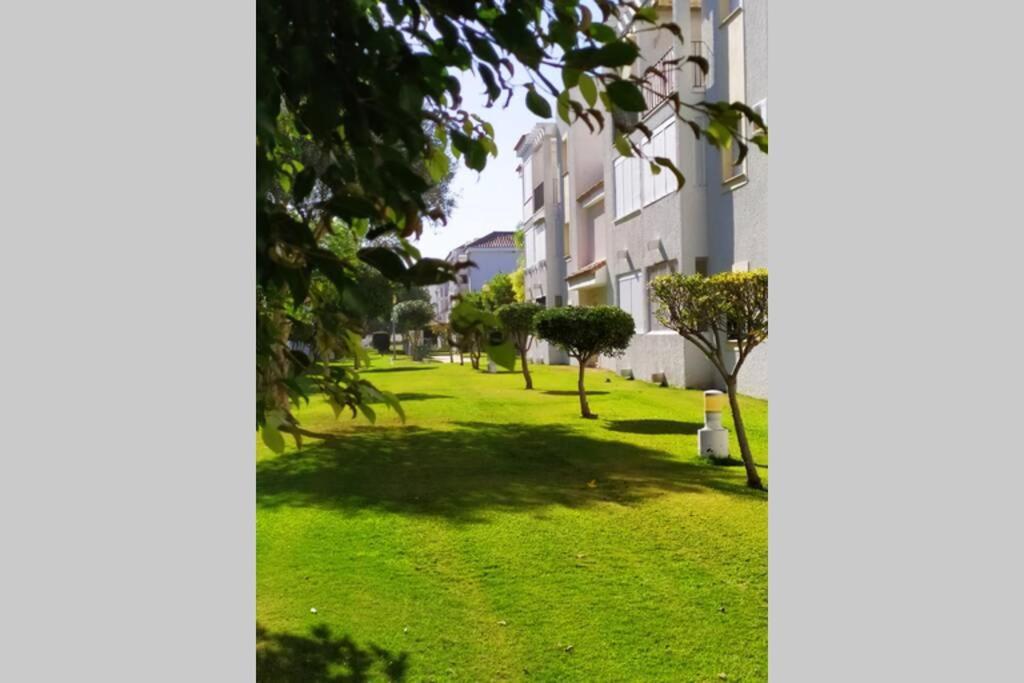 Ferienwohnung Acogedor Apartamento A 100 M. De Pinares Y Playa Rota Exterior foto